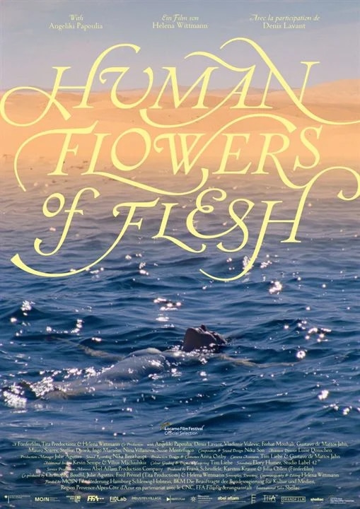Bildbeschreibung: Filmplakat "Human Flowers of Flesh". Frau schwimmt rücklings im Meer.