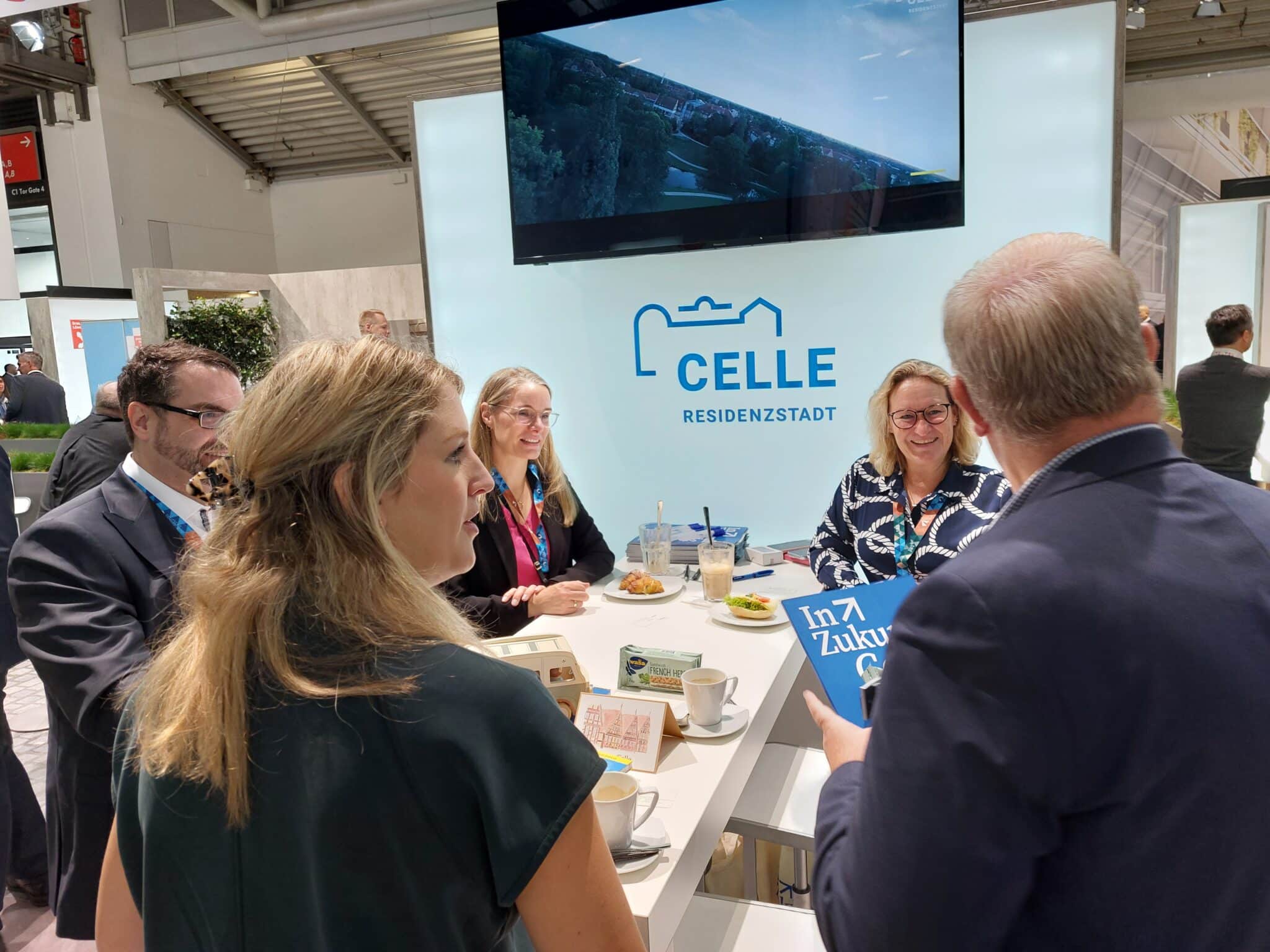 Die Stadt Celle stellte ihre Projekte auf der Immobilienmesse vor (Foto: Jennifer Bullert)