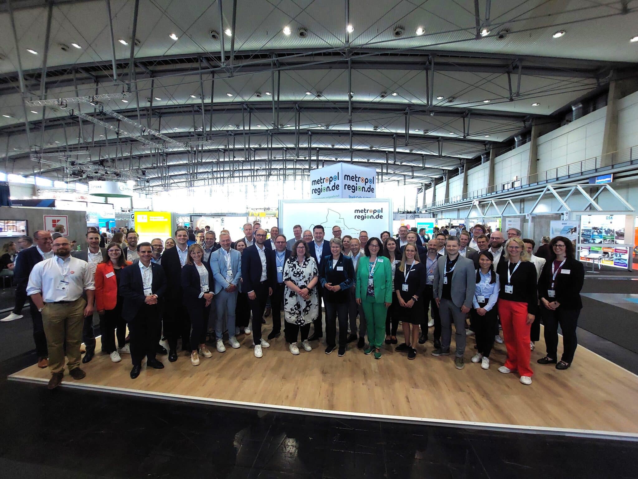 Get together am Gemeinschaftsstand (Foto: Jennifer Bullert)