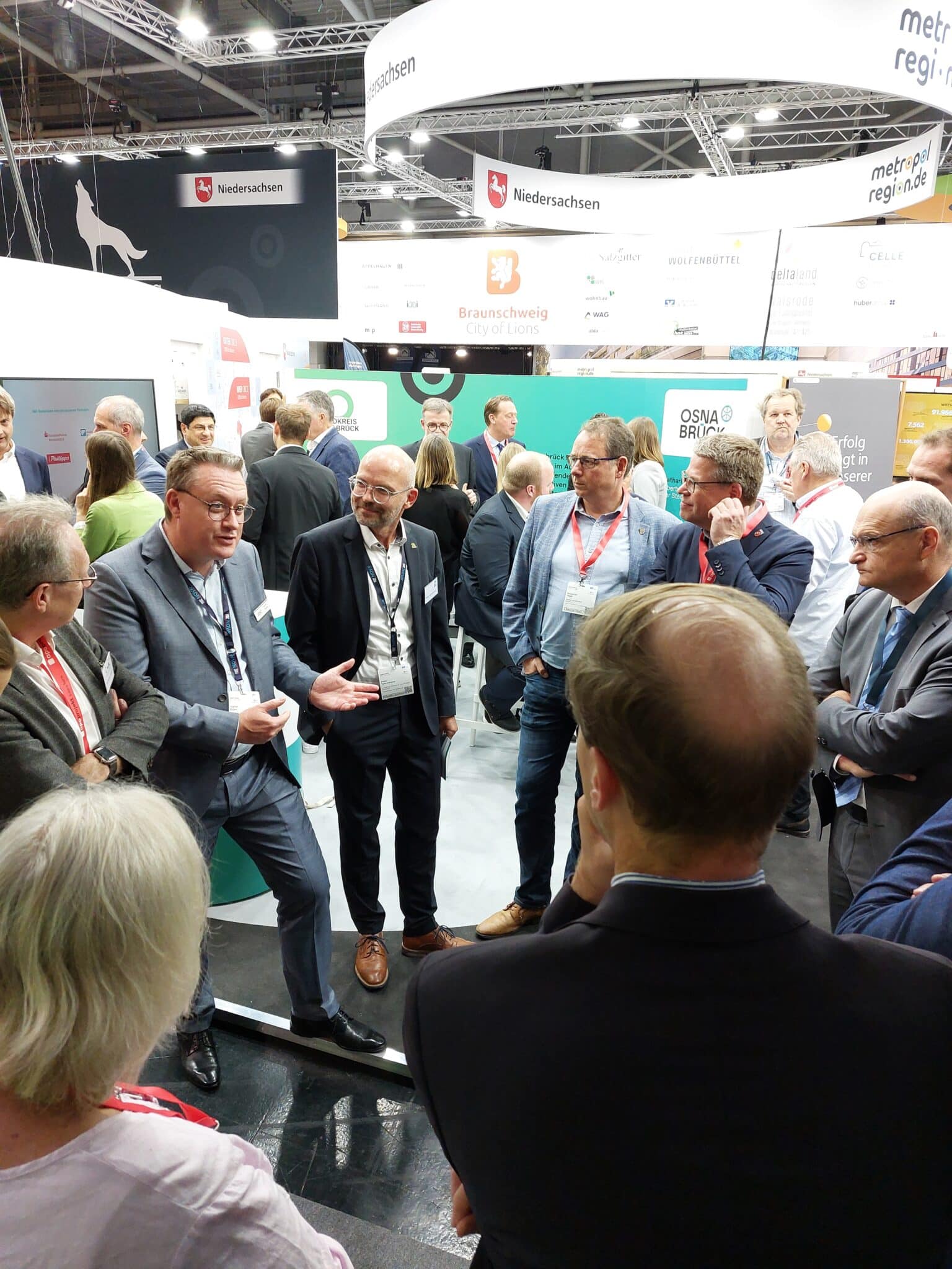 Projekte, Potenziale, Planung - unsere Standpartner informierten interessierte Besucher*innen über Möglichkeiten an ihren Standorten (Foto: Jennifer Bullert)