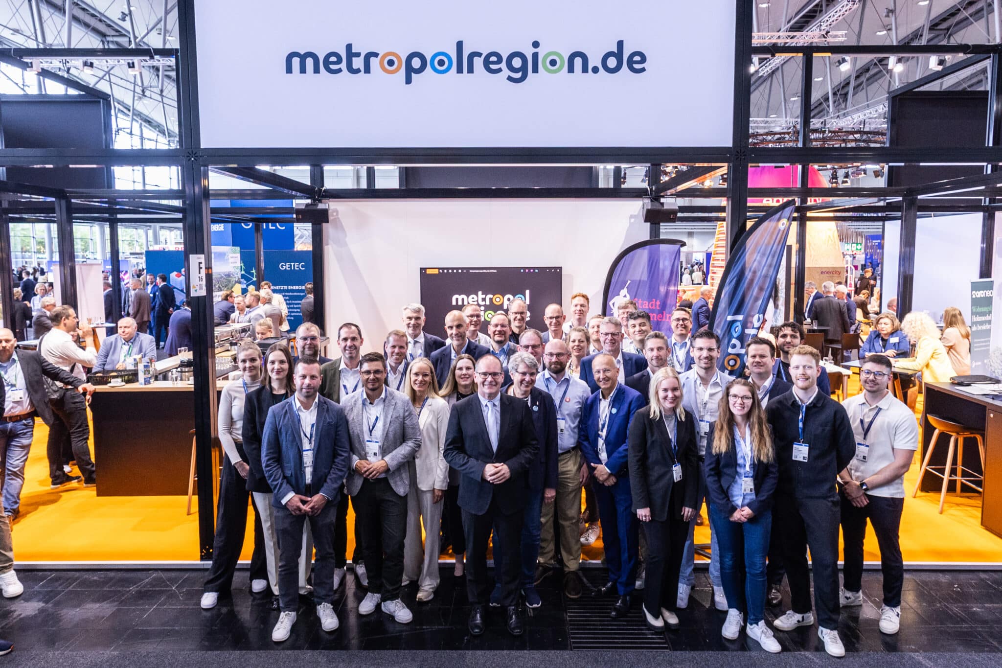 Eröffnung des Standes der Metropolregion Hannover am 10.06.2026. auf der Messe in Hannover. Eröffnung durch Geschäftsführer Christoph Meineke, Belit Onay Oberbürgermeister der Stadt Hannover und Grant Hendrik Tonne, dem niedersächsischen Wirtschaftsminister. (Foto: Franz Bischof / Metropolregion)